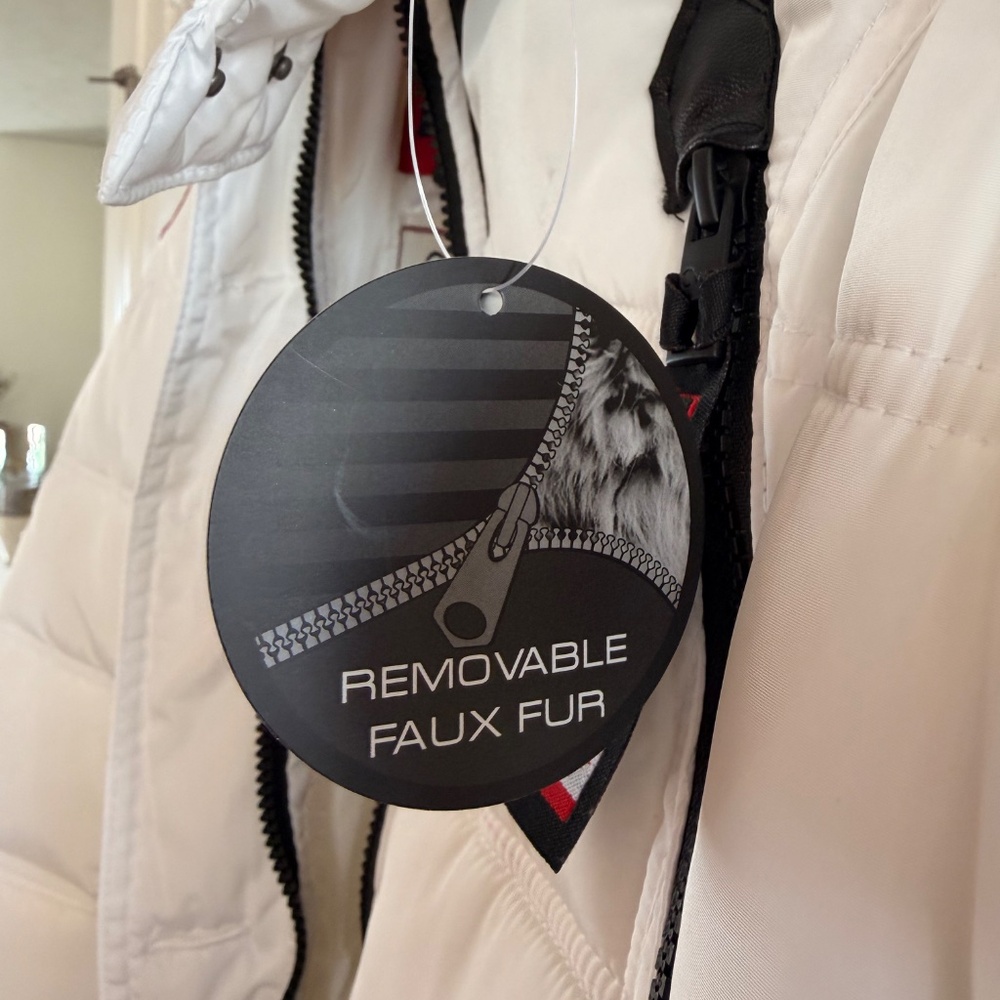 Coat - Picture 6 of 6